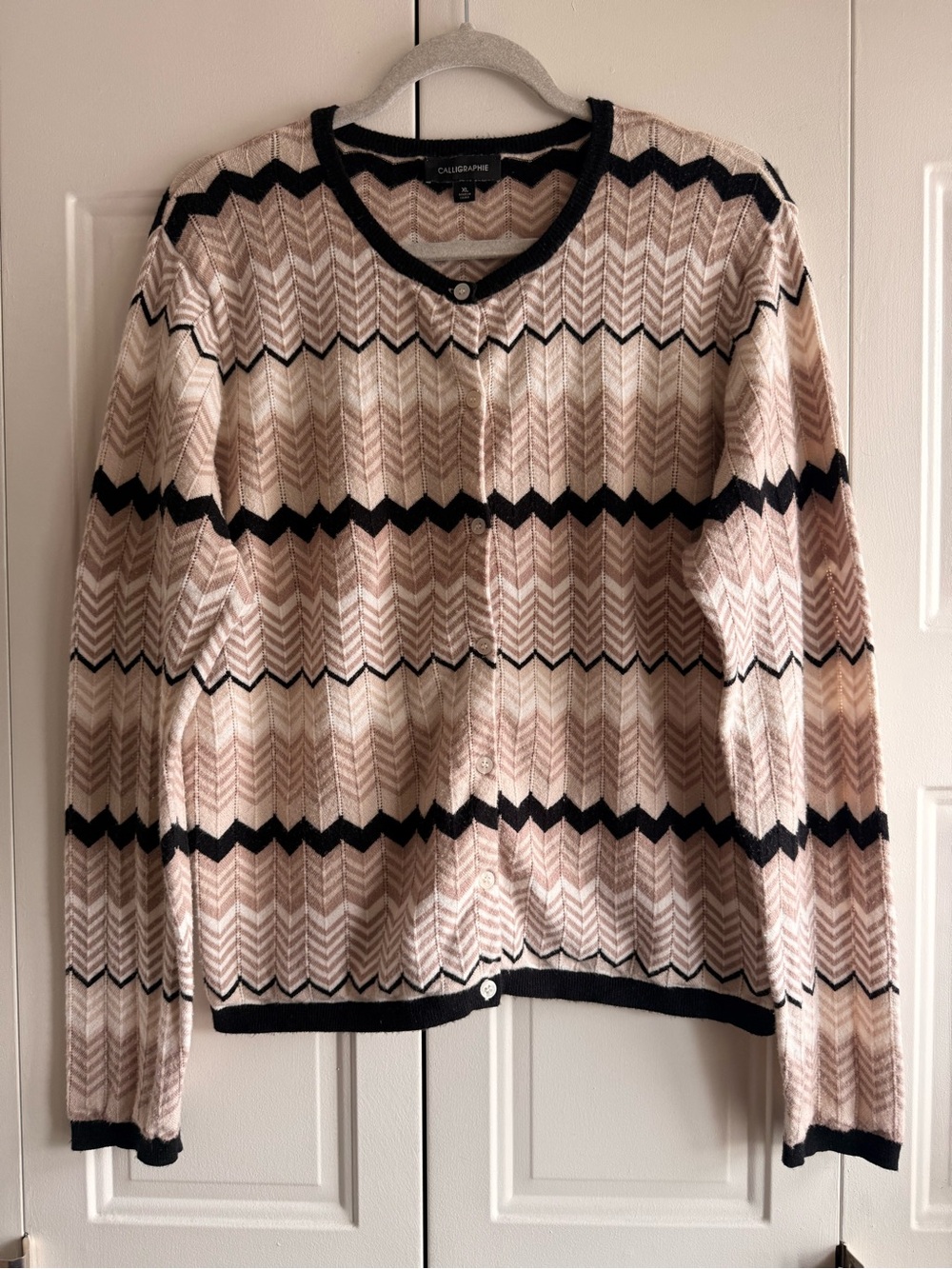 Calligraphie Anthropologie Chevron Zigzag Knit Button Cardigan Sweater Beige XL